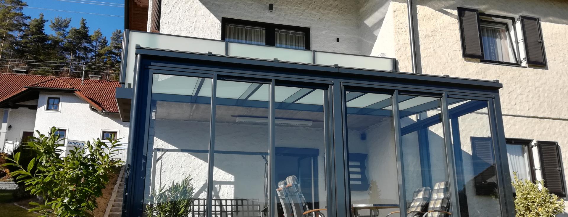BAUMANN Glas Terrassendach grau weißer Balkon Glasschieber Anspruchsvolles BAUMANN Glas Terrassendach grau weißer Balkon