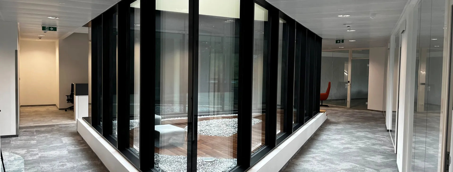 BAUMANN/GLAS/1886 GmbH LOBA Biotech Fischamend Lichthof