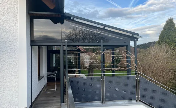 Terrassendach Aluminium anthrazit mit bronce Glas