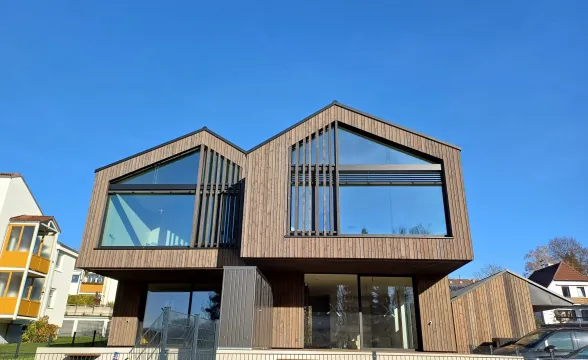 BAUMANN/GLAS/1886 GmbH Haus AKKAD Leonding