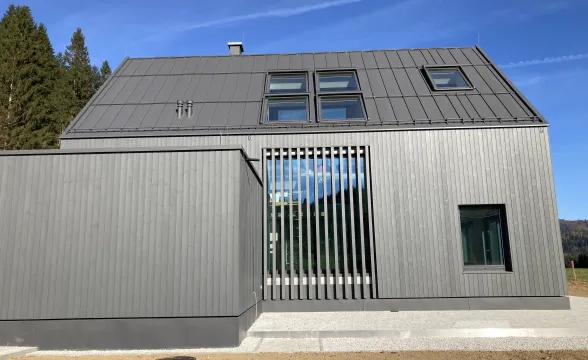 BAUMANN/GLAS/1886 GmbH Haus MOOSHUBEN Maia Zell