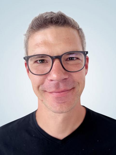 Portraitfoto Oliver SCHWEIGER